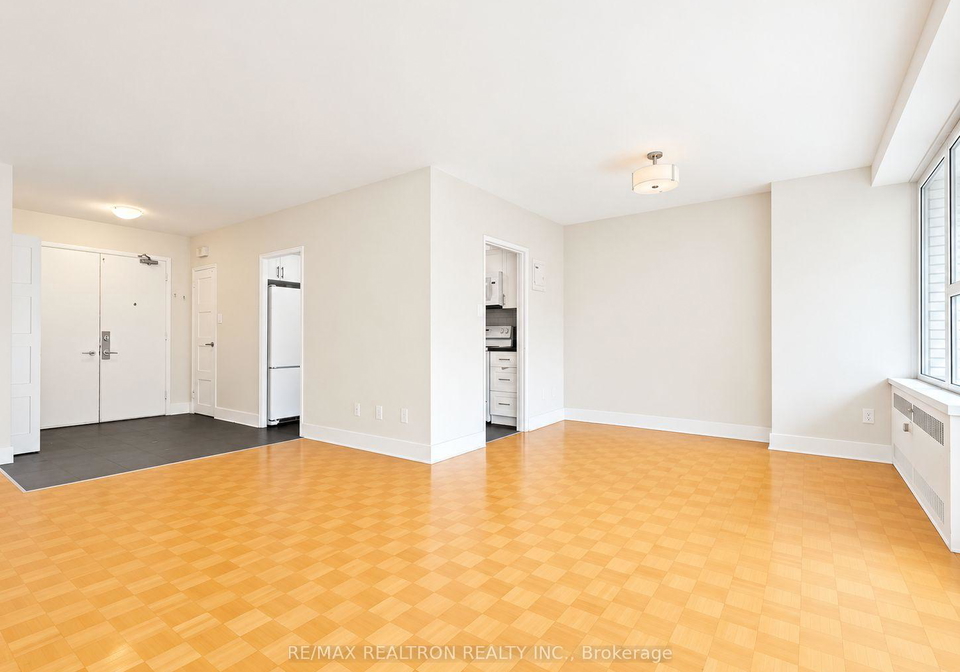 10-shallmar-boulevard-toronto-toronto-ontario-c13859544