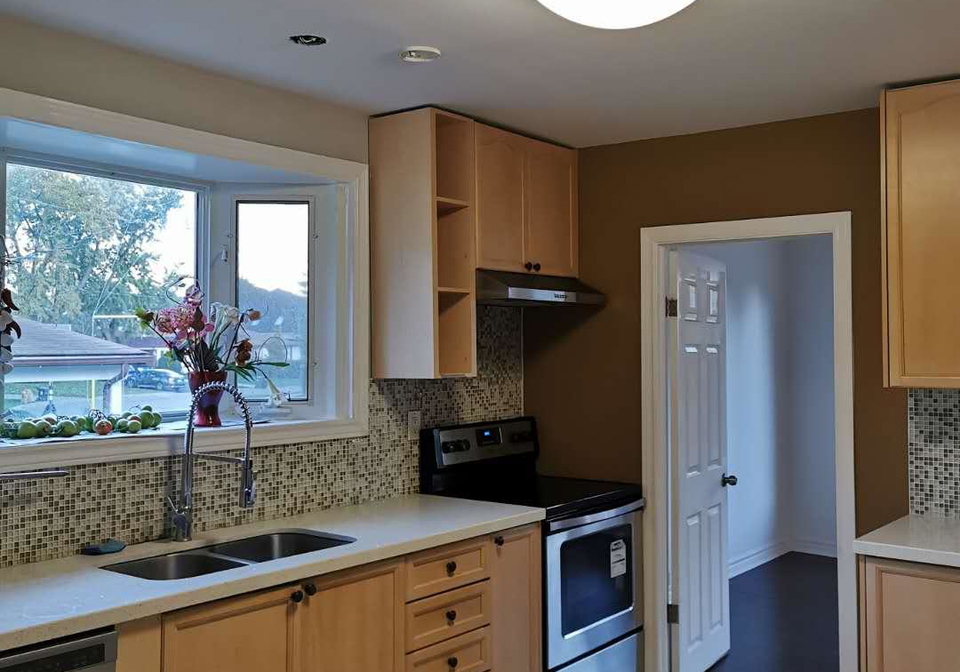 20-lisburn-crescent-toronto-north-york-ontario-c13859584