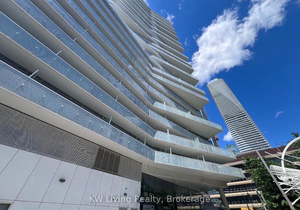 15-queens-quay-e-toronto-toronto-ontario-c13859682