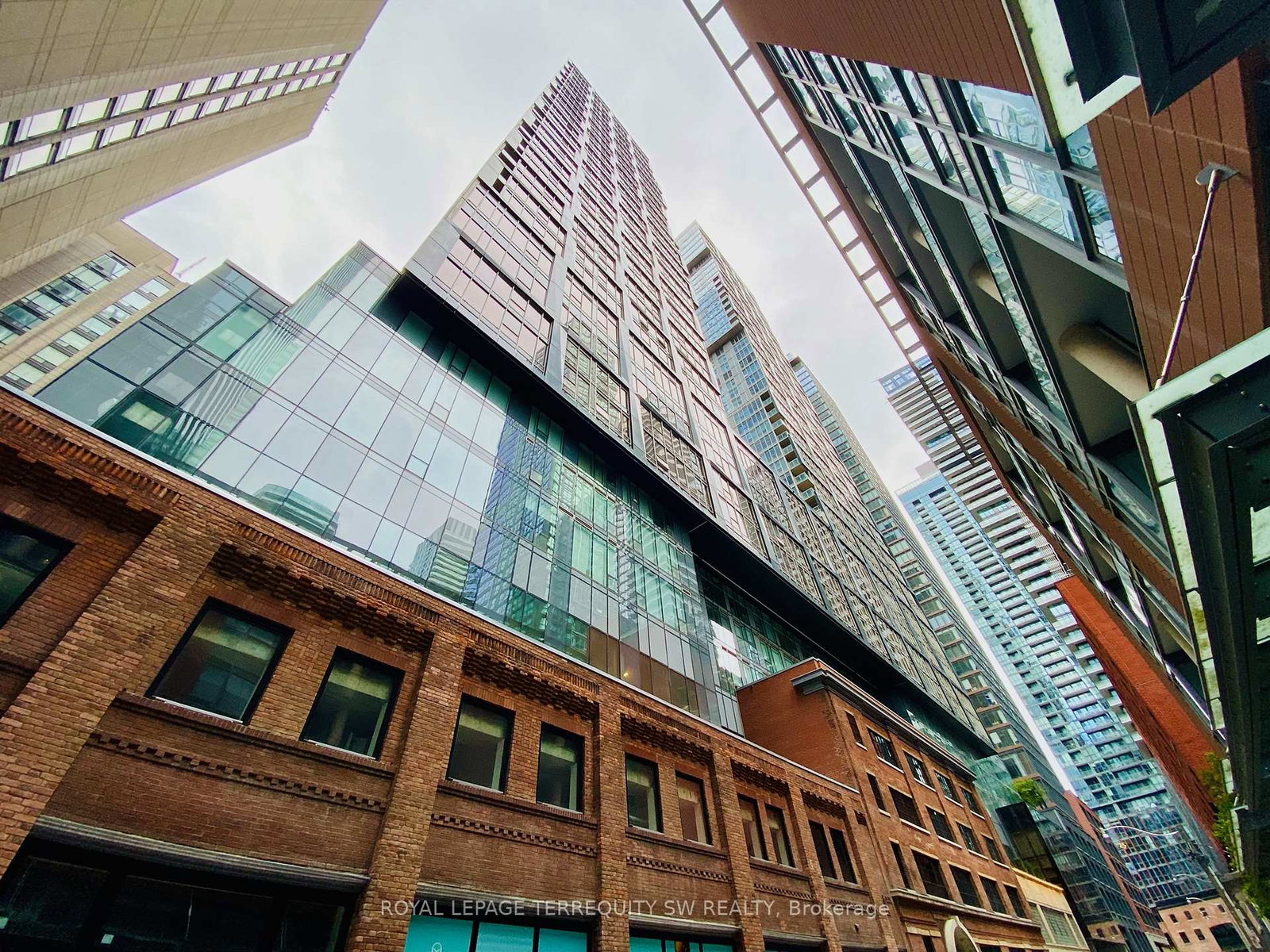 15-mercer-street-toronto-toronto-ontario-c13859998