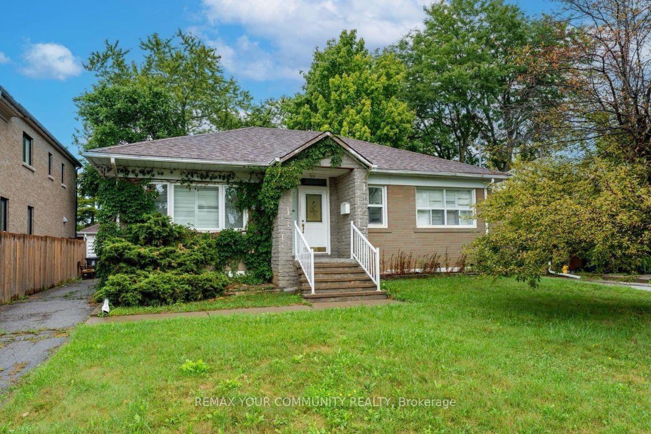 82-caines-avenue-toronto-toronto-ontario-c13860058