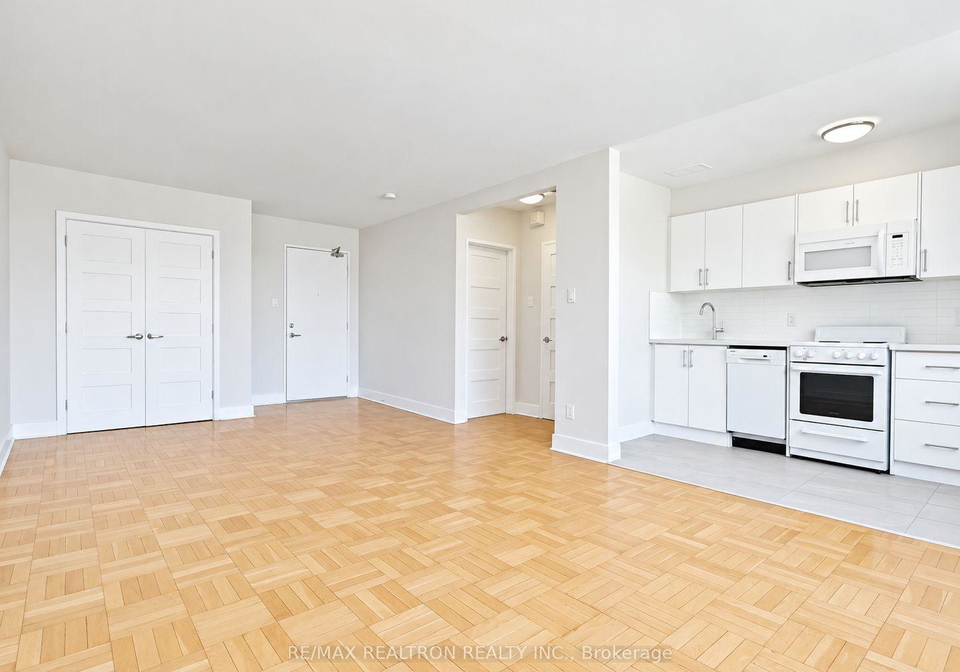 1545-bathurst-street-toronto-toronto-ontario-c13860090