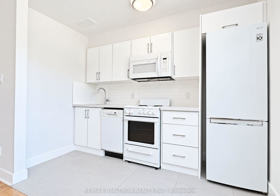 1545-bathurst-street-toronto-toronto-ontario-c13860090
