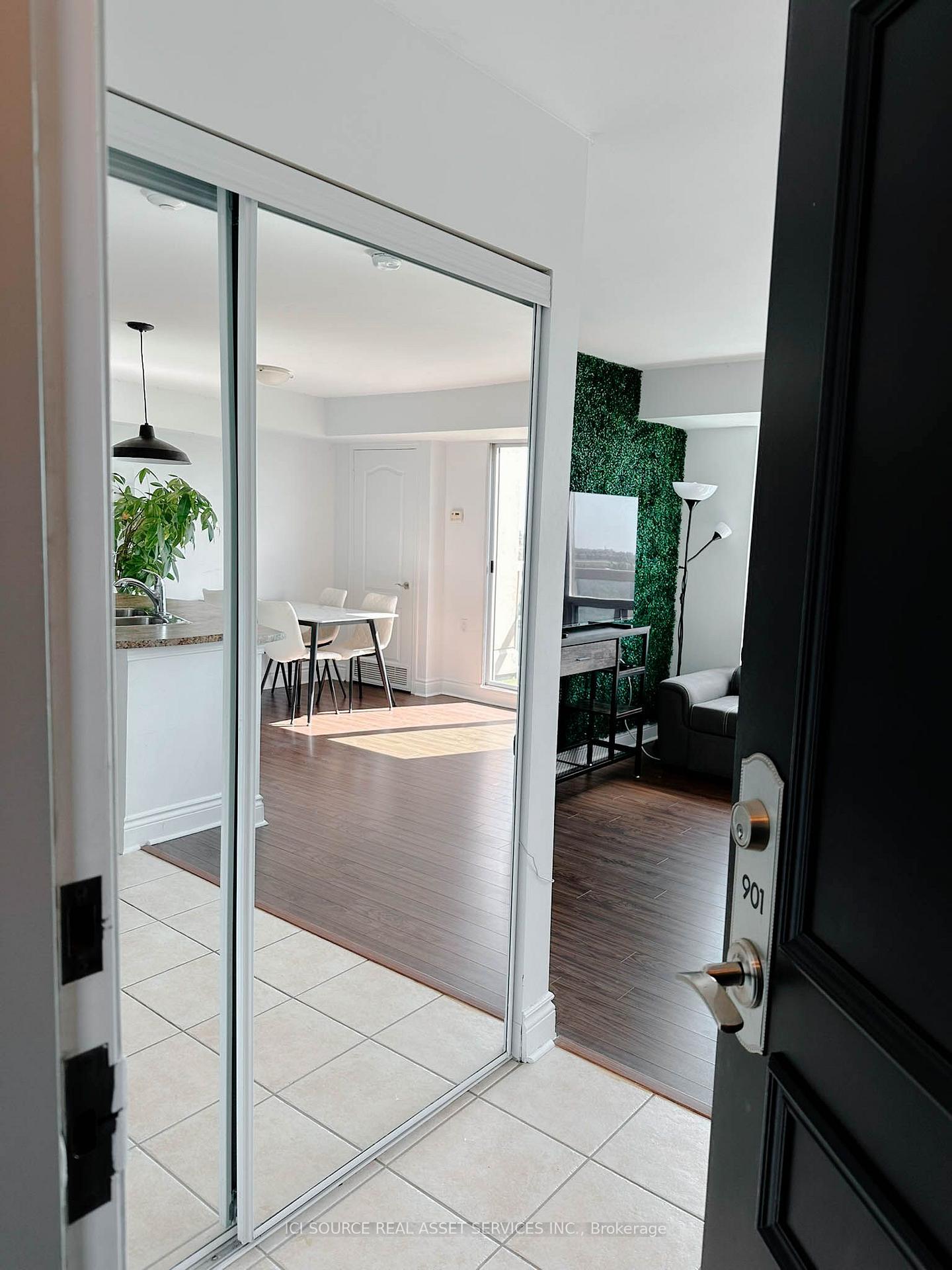 935-sheppard-avenue-w-toronto-toronto-ontario-c13860528