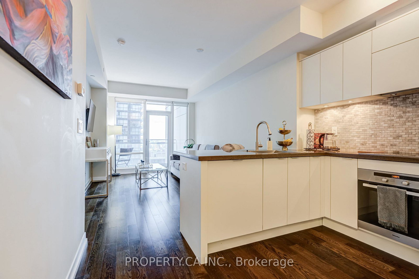 21-widmer-street-toronto-toronto-ontario-c13861128