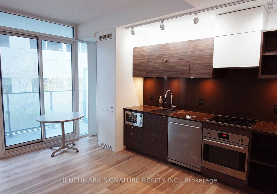 125-peter-street-toronto-toronto-ontario-c13862480