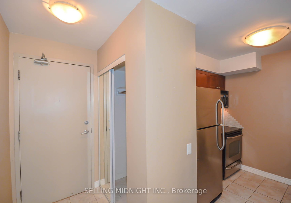 60-st-clair-avenue-w-toronto-toronto-ontario-c13863498