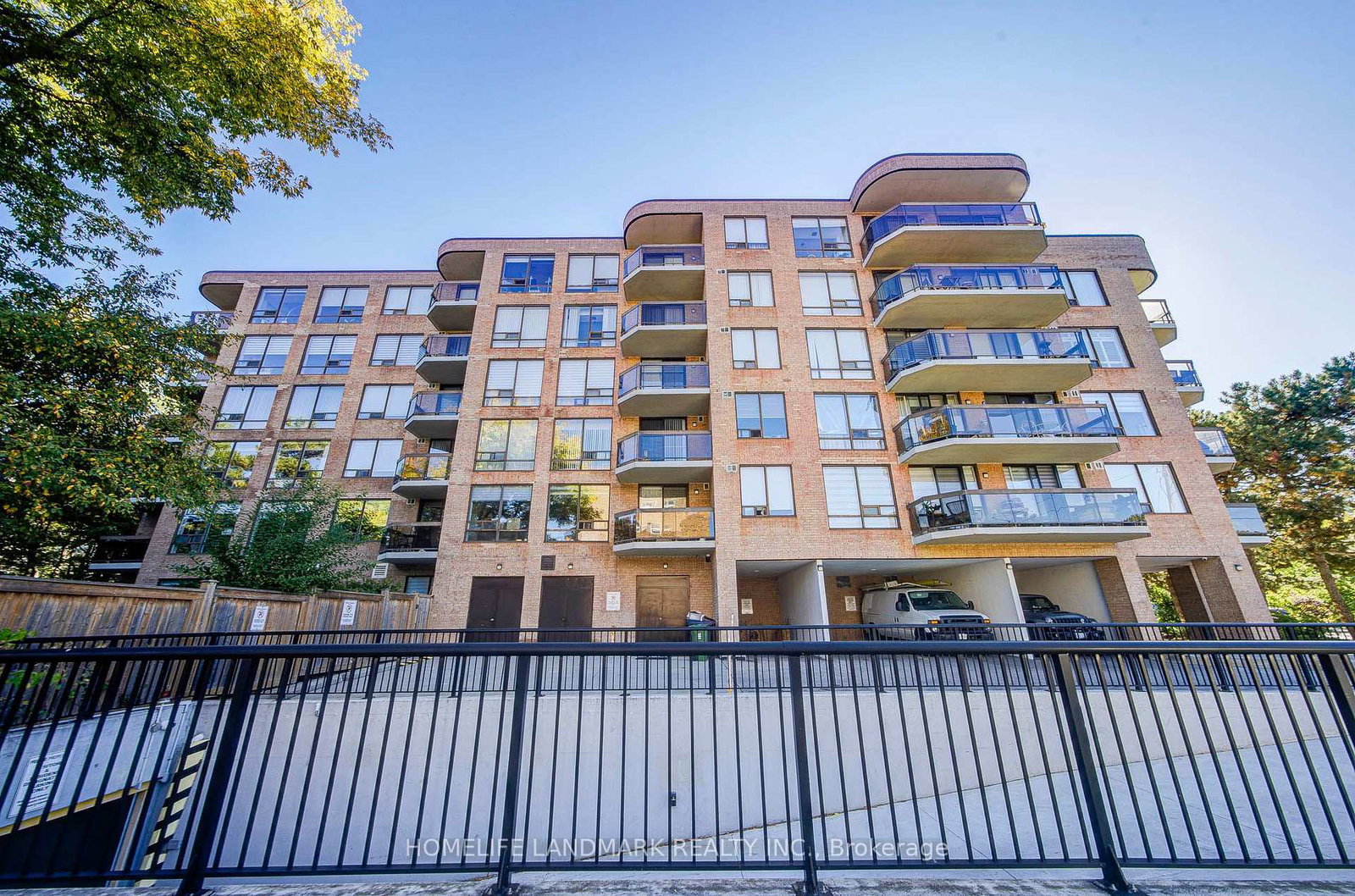 96-fifeshire-road-toronto-north-york-ontario-c13863682