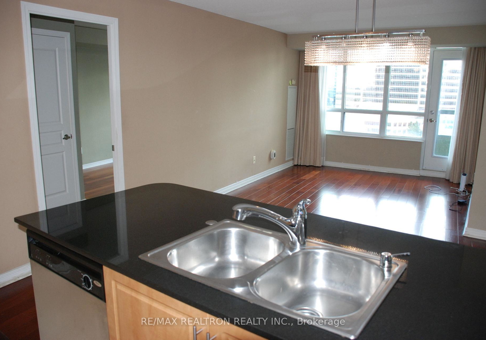509-beecroft-road-toronto-toronto-ontario-c13863722
