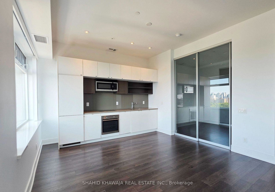 111-st-clair-avenue-w-toronto-toronto-ontario-c13863844