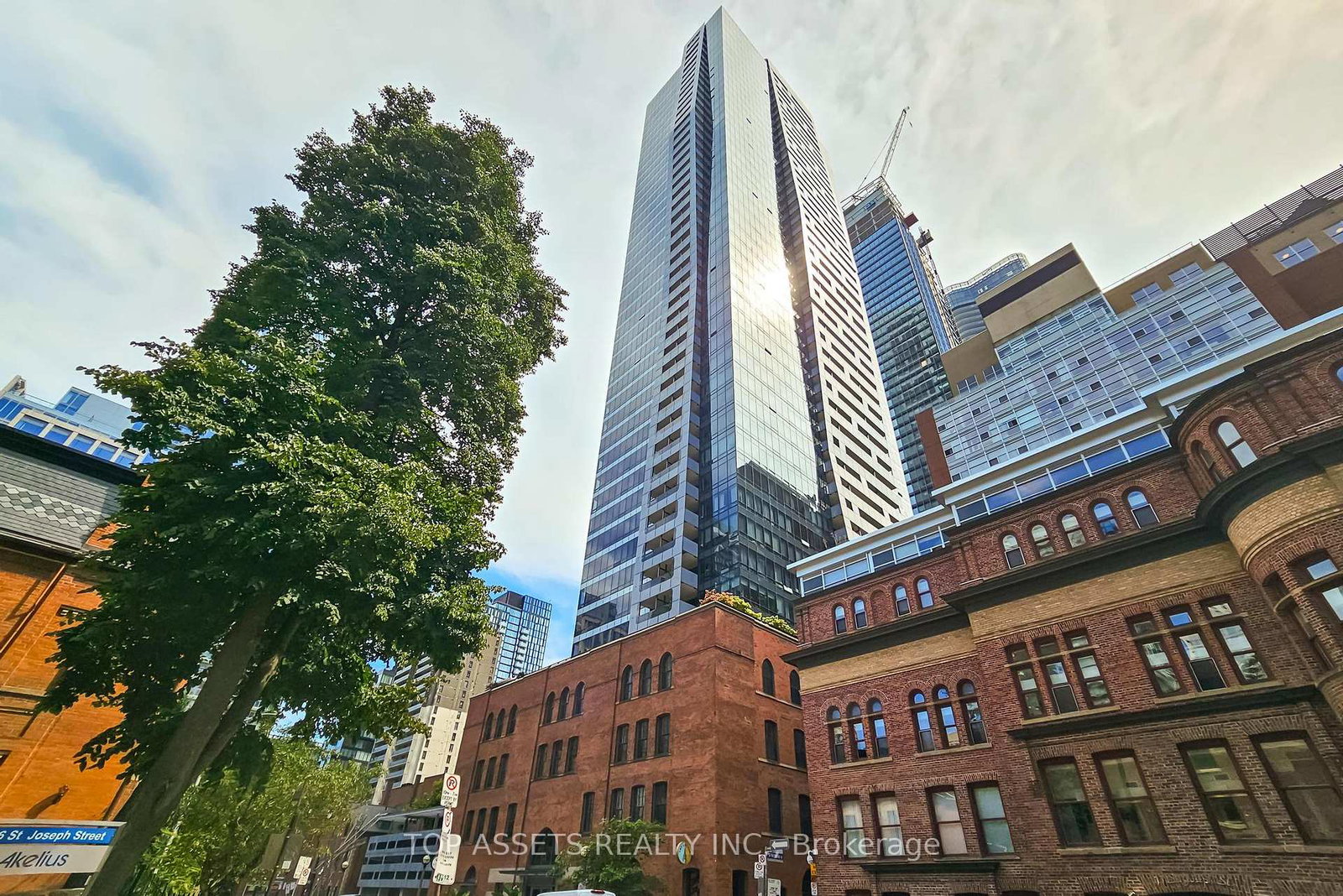 5-st-joseph-street-toronto-toronto-ontario-c13864068