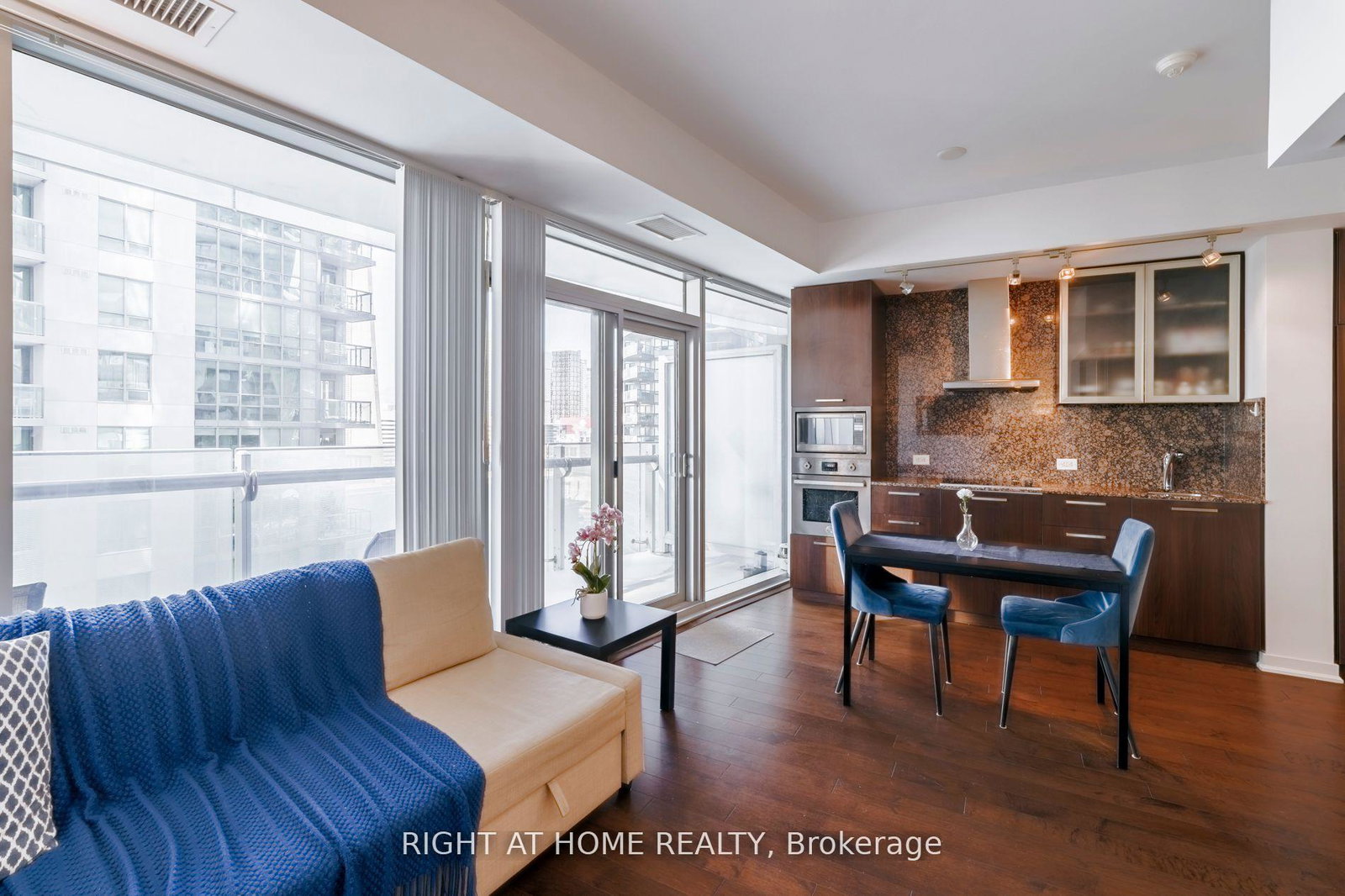 12-york-street-toronto-toronto-ontario-c13864586