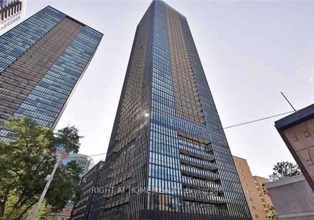 101-charles-street-e-toronto-toronto-ontario-c13864944