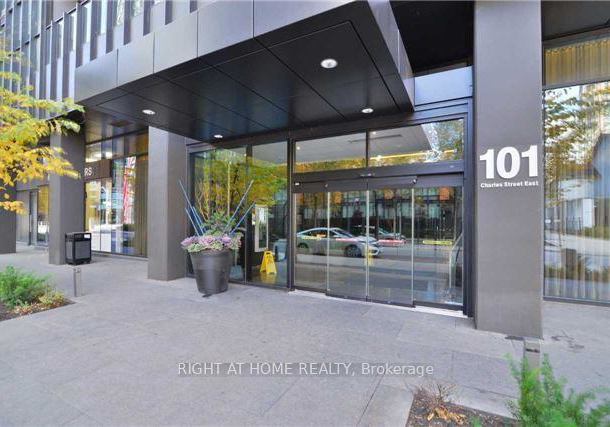 101-charles-street-e-toronto-toronto-ontario-c13864944