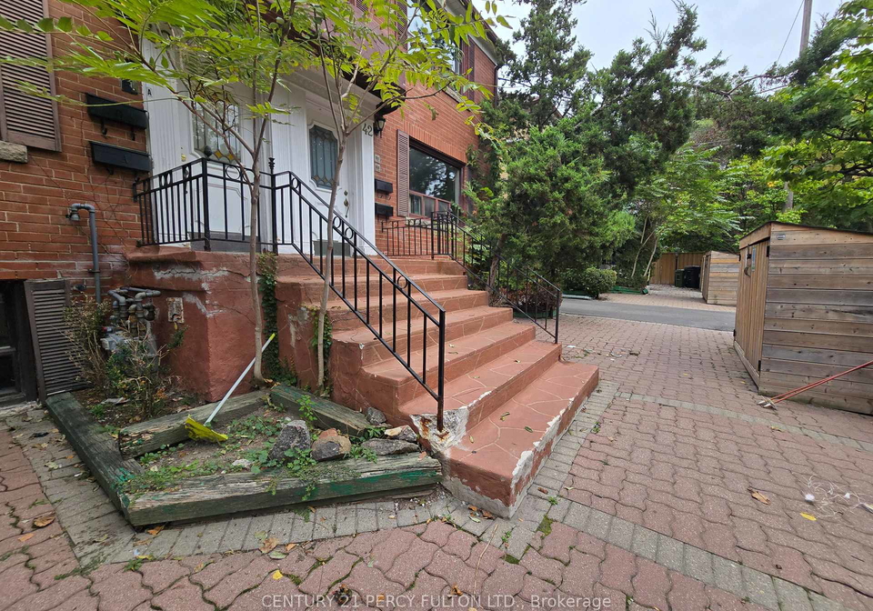 40-hillsdale-avenue-e-toronto-toronto-ontario-c13864948