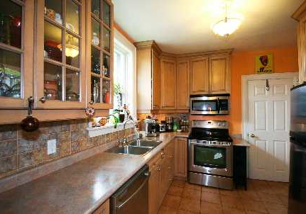 8-northcliffe-boulevard-toronto-ontario-c2660829