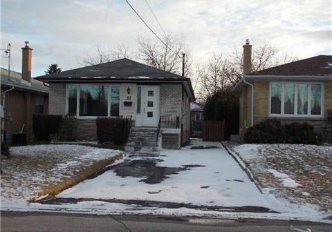 81-searle-avenue-toronto-ontario-c3106856