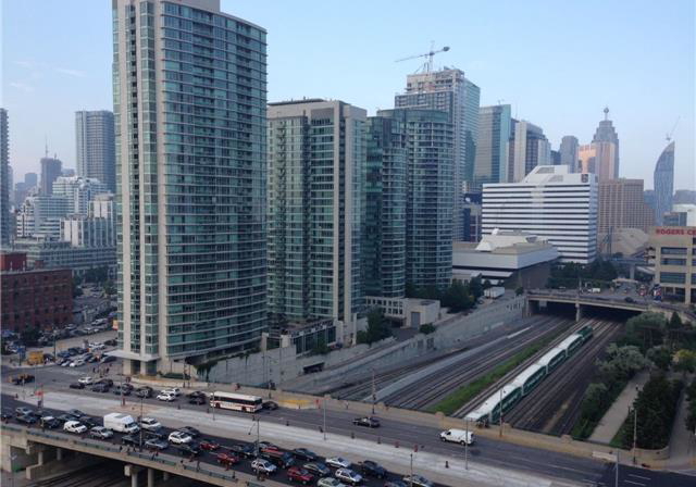 25-telegram-mews-n-toronto-ontario-c3356829