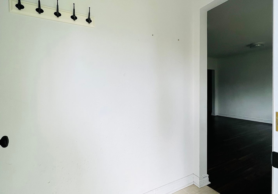 72-caines-avenue-toronto-ontario-c3399850