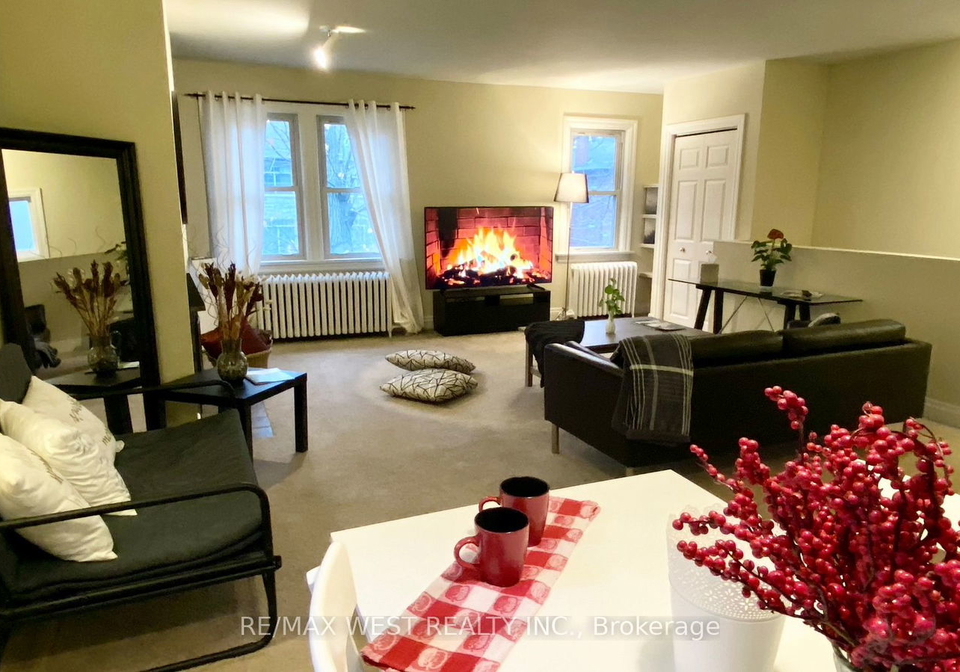 305-st-clair-avenue-e-toronto-ontario-c3412253