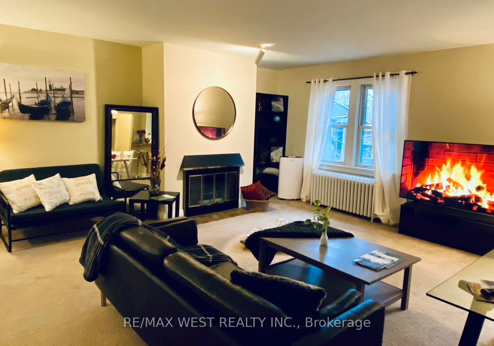 305-st-clair-avenue-e-toronto-ontario-c3412253