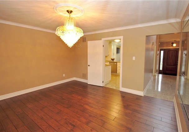394-patricia-avenue-toronto-ontario-c3453934