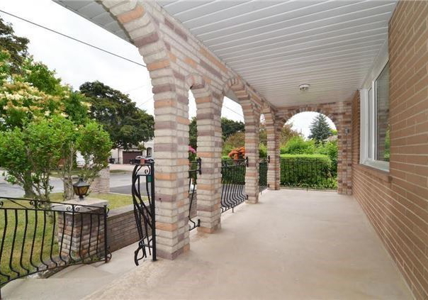 313-churchill-avenue-toronto-ontario-c3559909