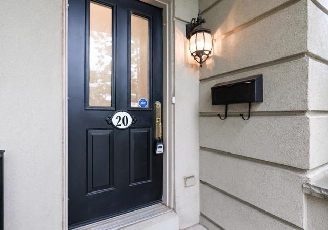 20-kenneth-avenue-toronto-ontario-c3818154