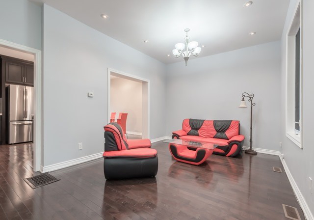 310-albany-avenue-toronto-ontario-c4047616