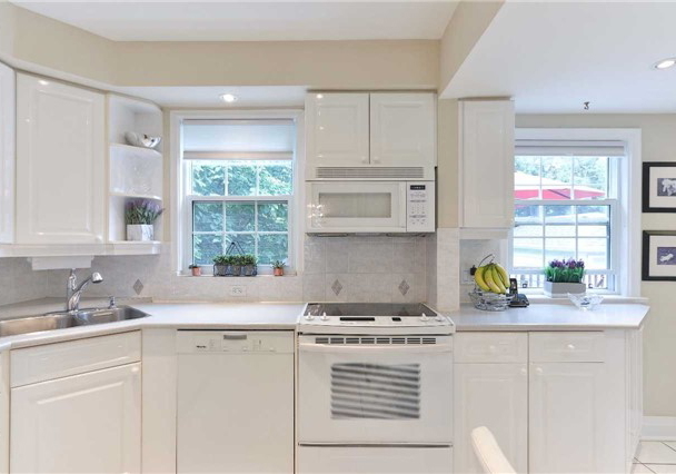 46-brookview-drive-toronto-ontario-c4152666