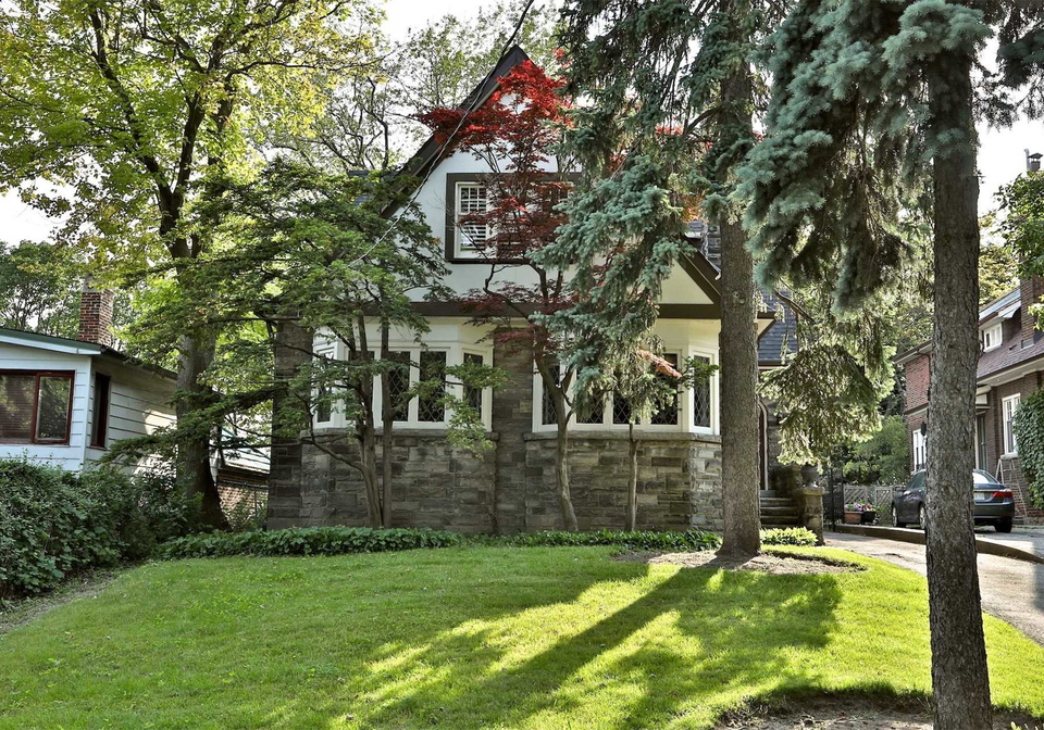 69-hillcrest-drive-toronto-ontario-c4492233