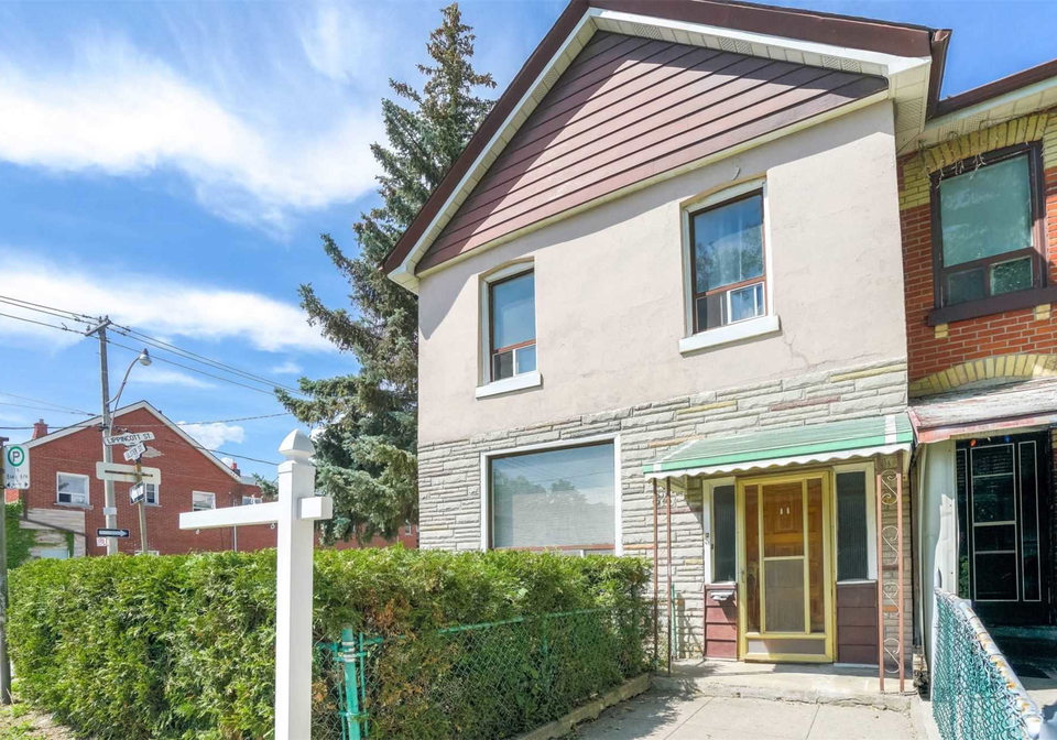 84-ulster-street-toronto-ontario-c4546500