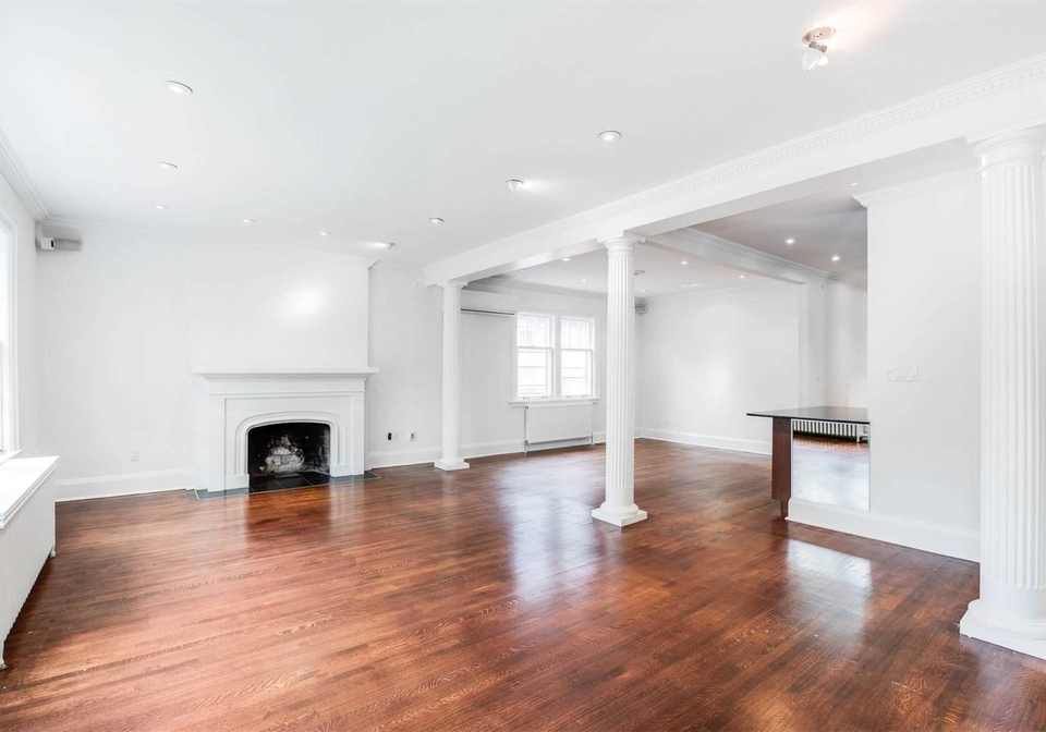 81-whitehall-road-toronto-ontario-c4575873