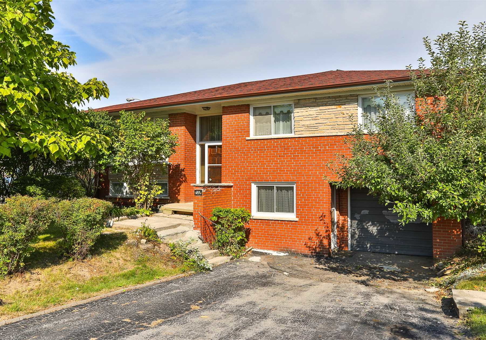 27-manadon-drive-toronto-ontario-c4582759