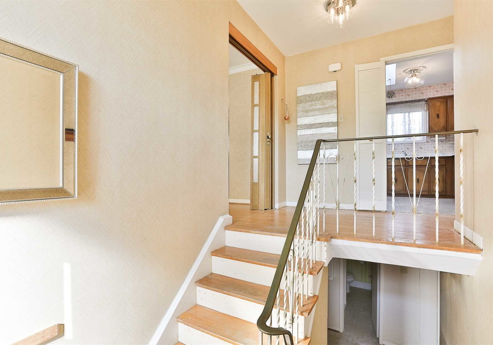 27-manadon-drive-toronto-ontario-c4582759