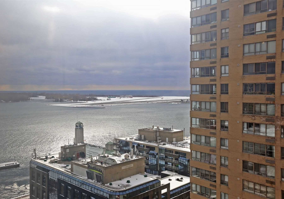 250-queens-quay-boulevard-w-toronto-ontario-c4674259