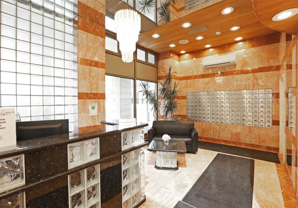 250-queens-quay-boulevard-w-toronto-ontario-c4674259