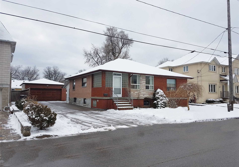 35-verwood-avenue-toronto-ontario-c4685507