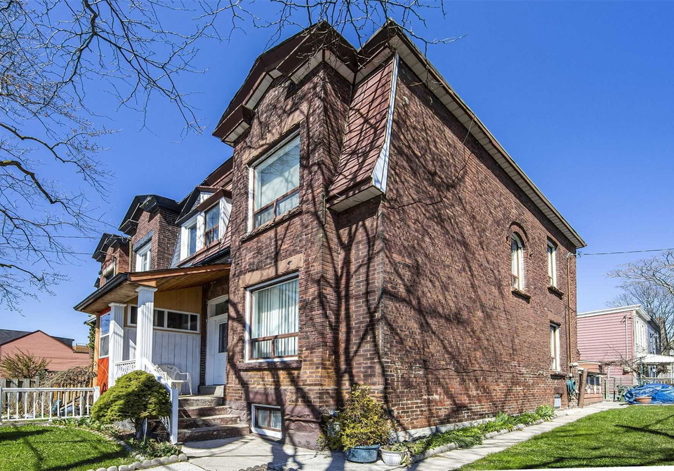 17-claremont-street-toronto-ontario-c4758316