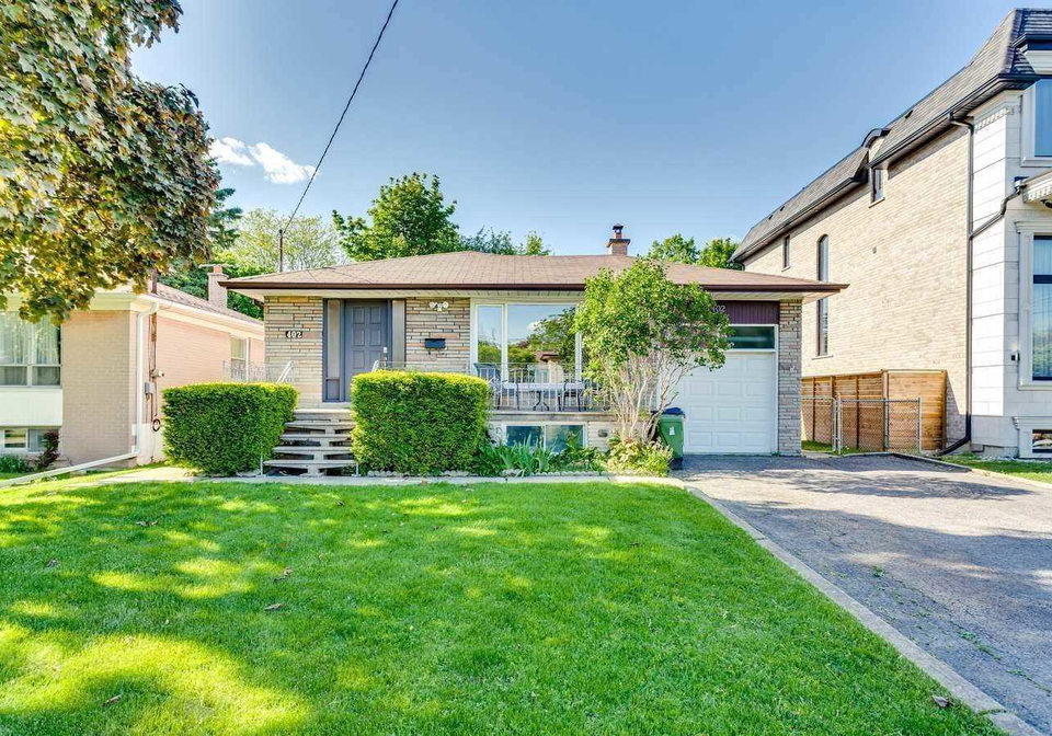 402-patricia-avenue-toronto-ontario-c4797256