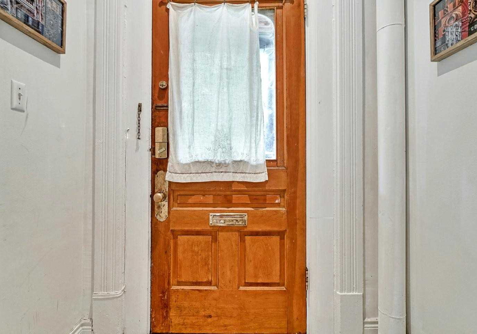 157-huron-street-toronto-ontario-c4902159