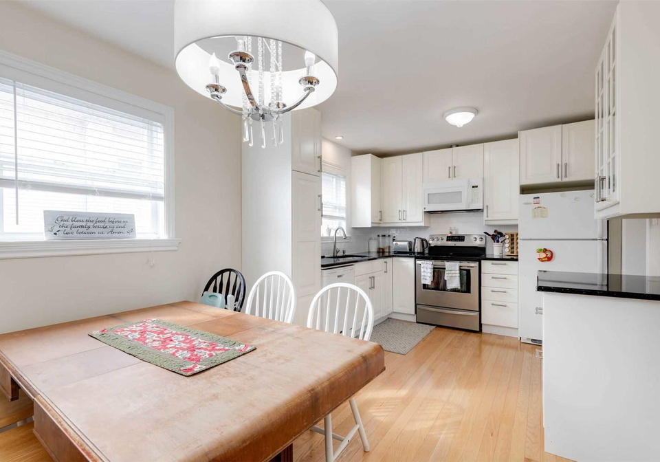310-horsham-avenue-toronto-ontario-c5157532