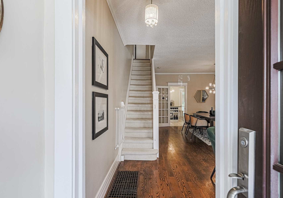 38-craighurst-avenue-toronto-ontario-c5210803