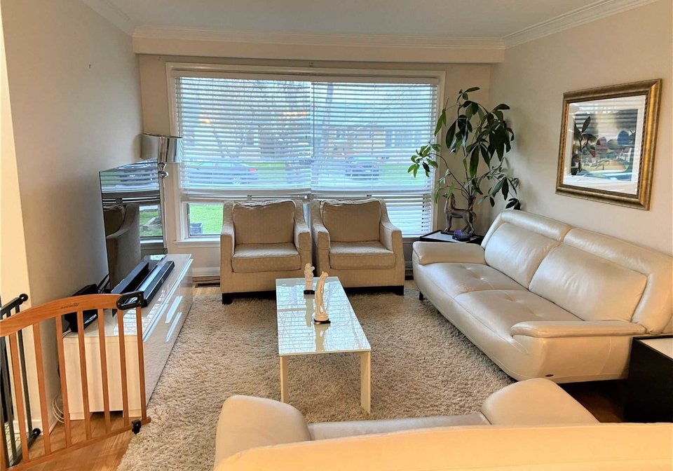 85-searle-avenue-toronto-ontario-c5216347