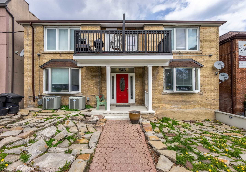 546-eglinton-avenue-e-toronto-ontario-c5223317