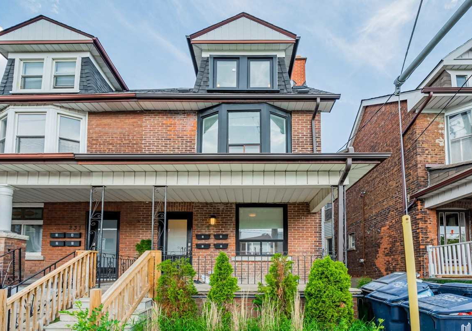 229-christie-street-toronto-ontario-c5249583