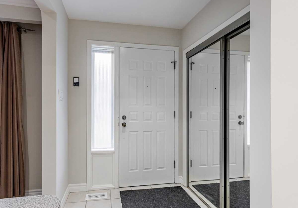 289-churchill-avenue-toronto-ontario-c5253631