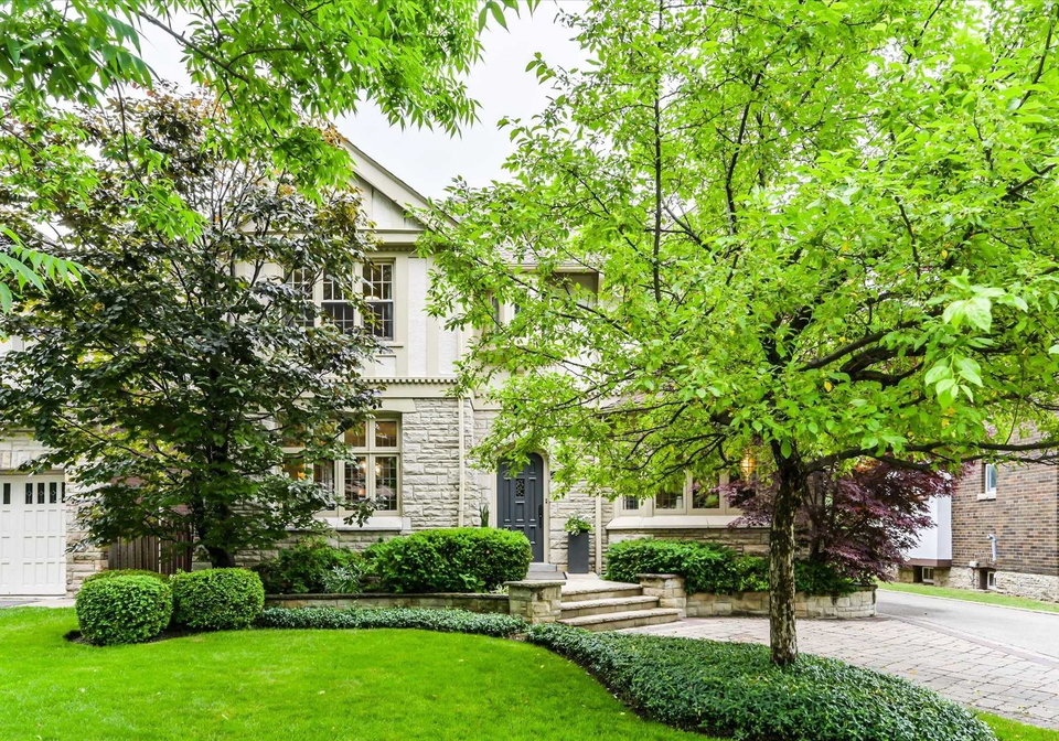 262-lytton-boulevard-toronto-ontario-c5267344