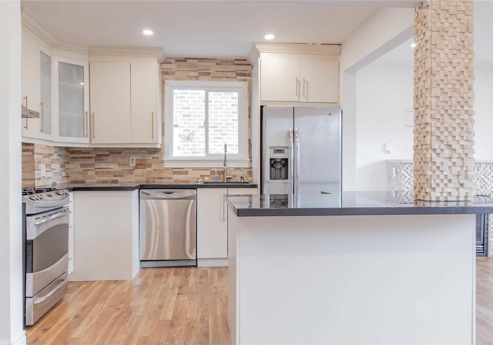 276-moore-park-avenue-toronto-ontario-c5275261