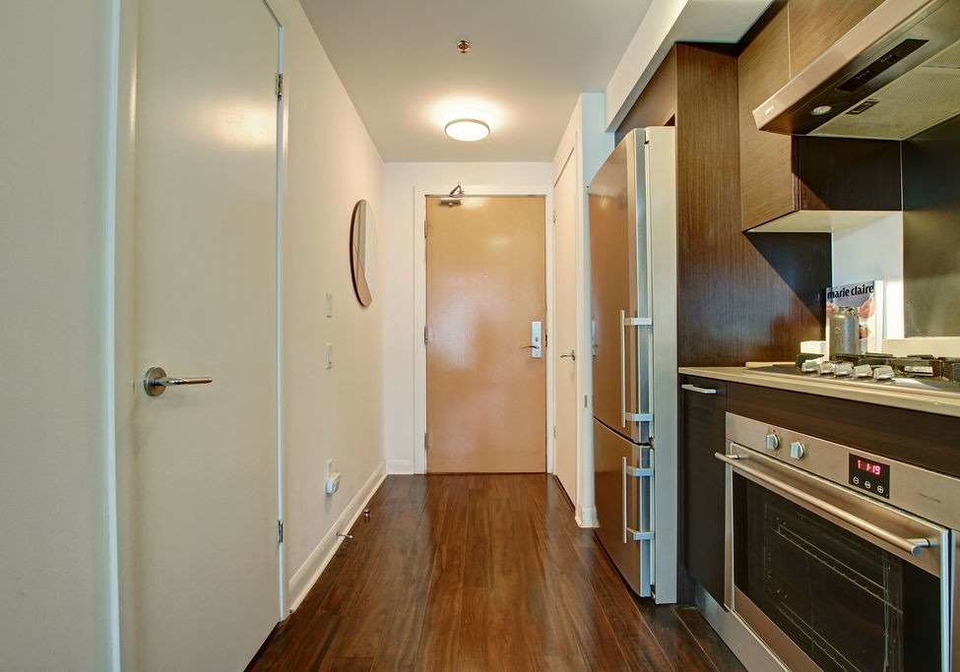 375-king-street-toronto-ontario-c5334031